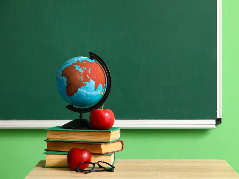 La crisis de la conciencia educativa - roberto davila