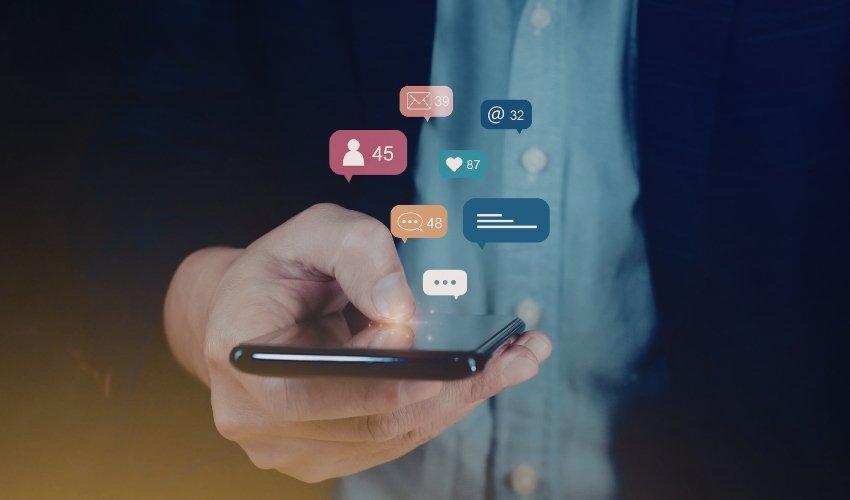 uso excesivo de redes sociales y ansiedad por notificaciones